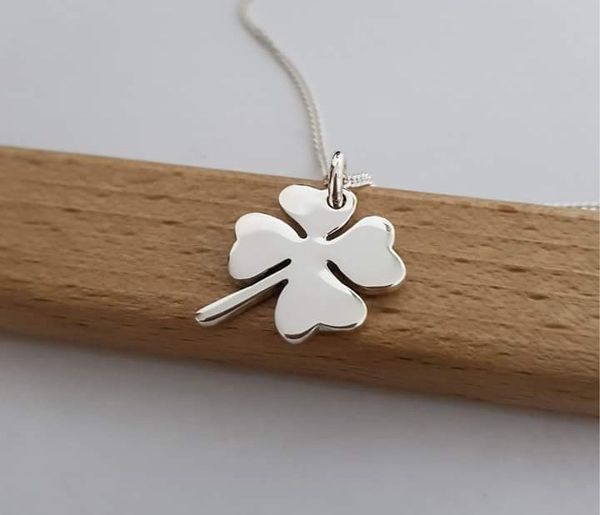 Collar Trébol de la Suerte