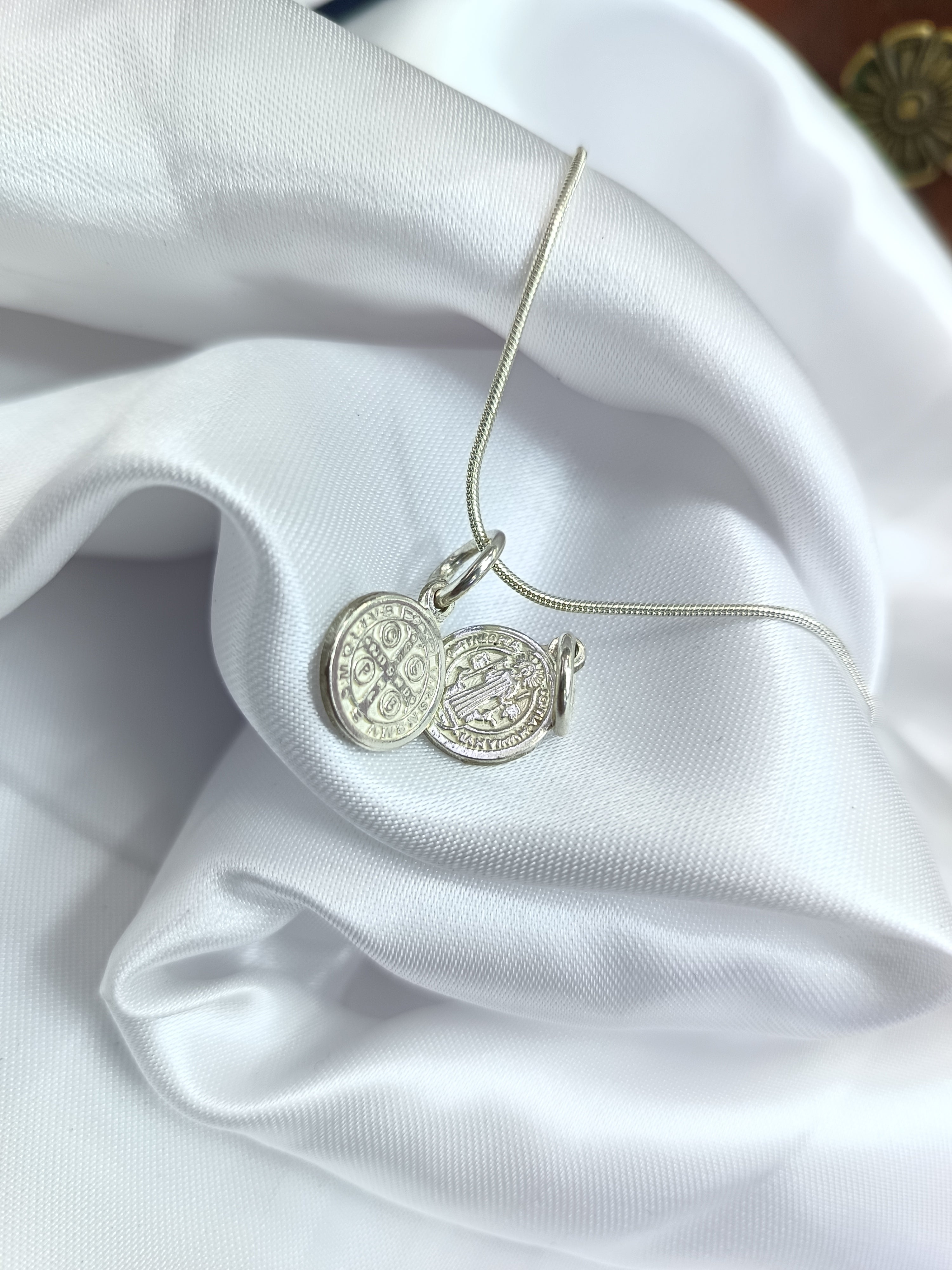 Collar San Benito en plata 950