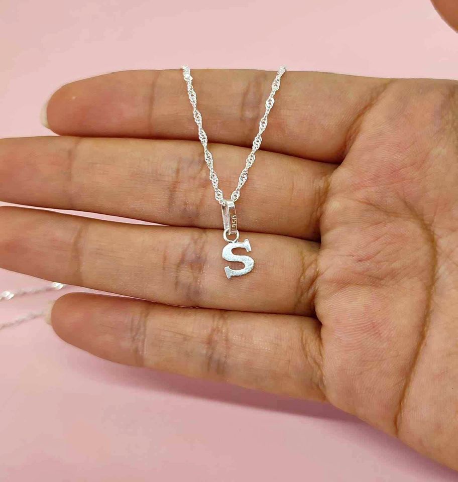 Collar de Inicial en Plata